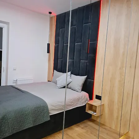 Apartament Expo Z Wanna, Nowa Sukcesja, Bezplatny Parking Przy Ulicy W Nocy Oraz Weekend Lodz  Exterior photo