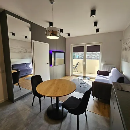 Apartament Expo Z Wanna, Nowa Sukcesja, Bezplatny Parking Przy Ulicy W Nocy Oraz Weekend Lodz  Exterior photo