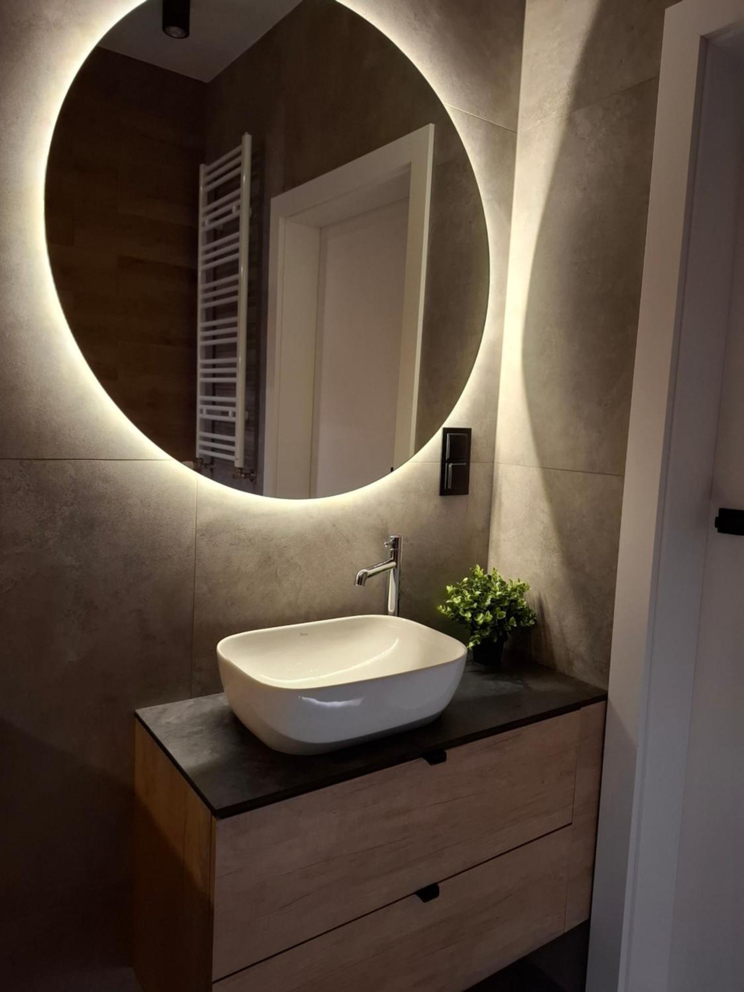 Expo Z Wanna, Nowa Sukcesja, Bezplatny Parking Przy Ulicy W Nocy Oraz Weekend Apartment