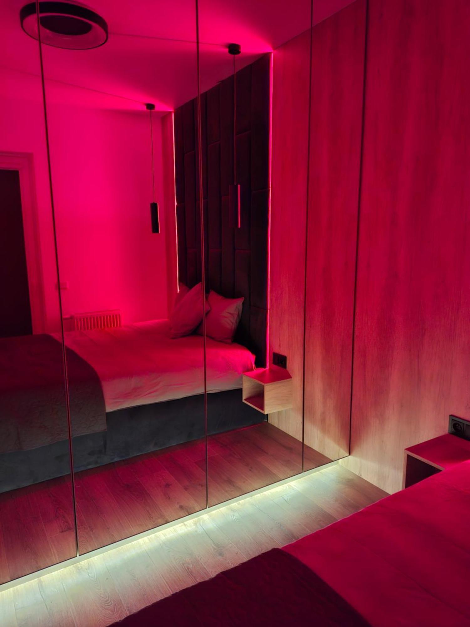 Apartment Expo Z Wanna, Nowa Sukcesja, Bezplatny Parking Przy Ulicy W Nocy Oraz Weekend Lodz (Lodz)